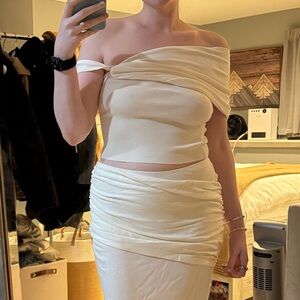 Irene
Gathered Knit Top - Ivory